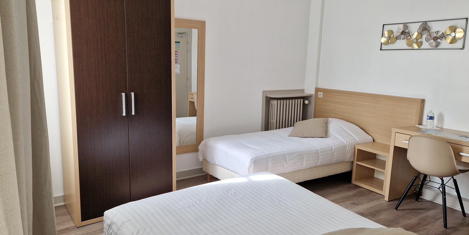 Hotel Du Commerce เฟก็องป์ ภายนอก รูปภาพ
